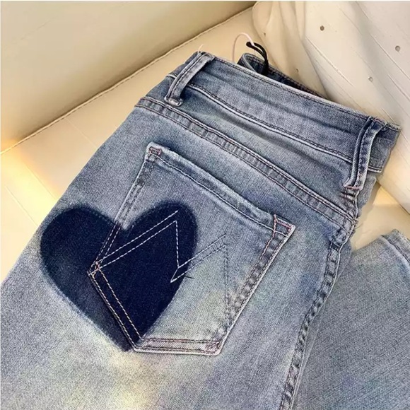 Straight women leg jeans with side heart shaped | S - Picture 3 of 9